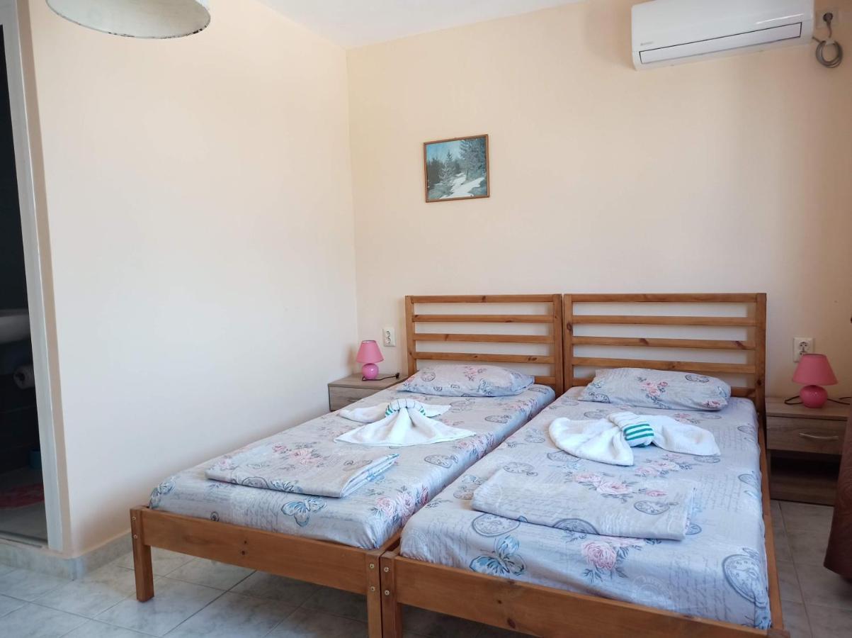 Guest House 51 Kranevo Bagian luar foto