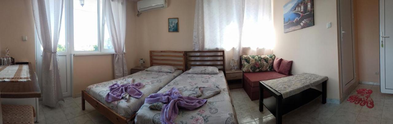 Guest House 51 Kranevo Bagian luar foto